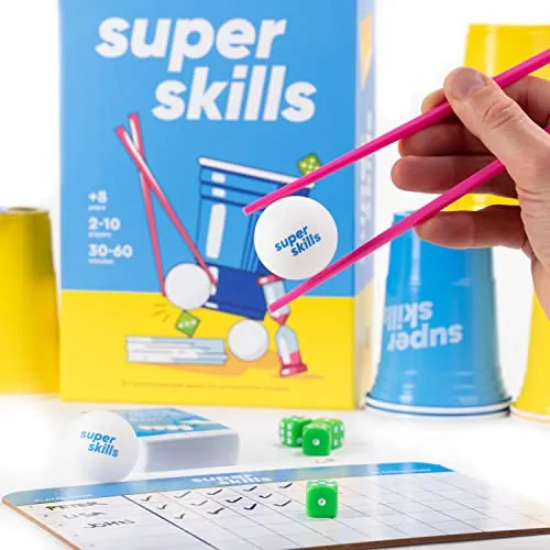 The World Game - Super Skills - Italiano - Gioco d'Azione - Competi con i tuoi Amici in 120 Diverse Sfide - Puro Divertimento per una Serata in Famiglia o una Festa con Bambini, Adolescenti e Adulti