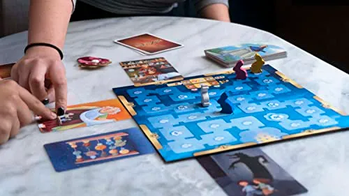 Asmodee - Dixit - Gioco da Tavolo di Immaginazione e Fantasia, 3-8 Giocatori, 8+ Anni, Edizione in Italiano