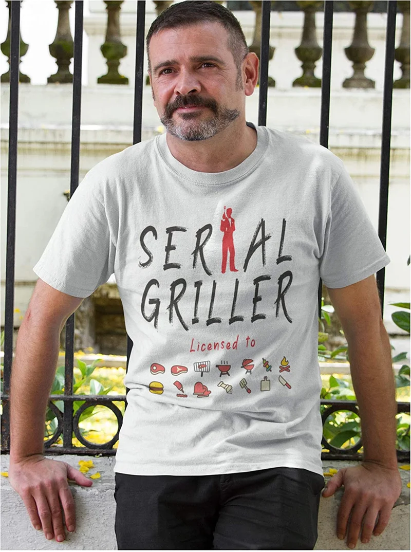 STAMPATEK Maglietta Serial Griller T-Shirt Barbecue Grigliata Idea Regalo Maglia Uomo Divertente Manica Corta con Scritte