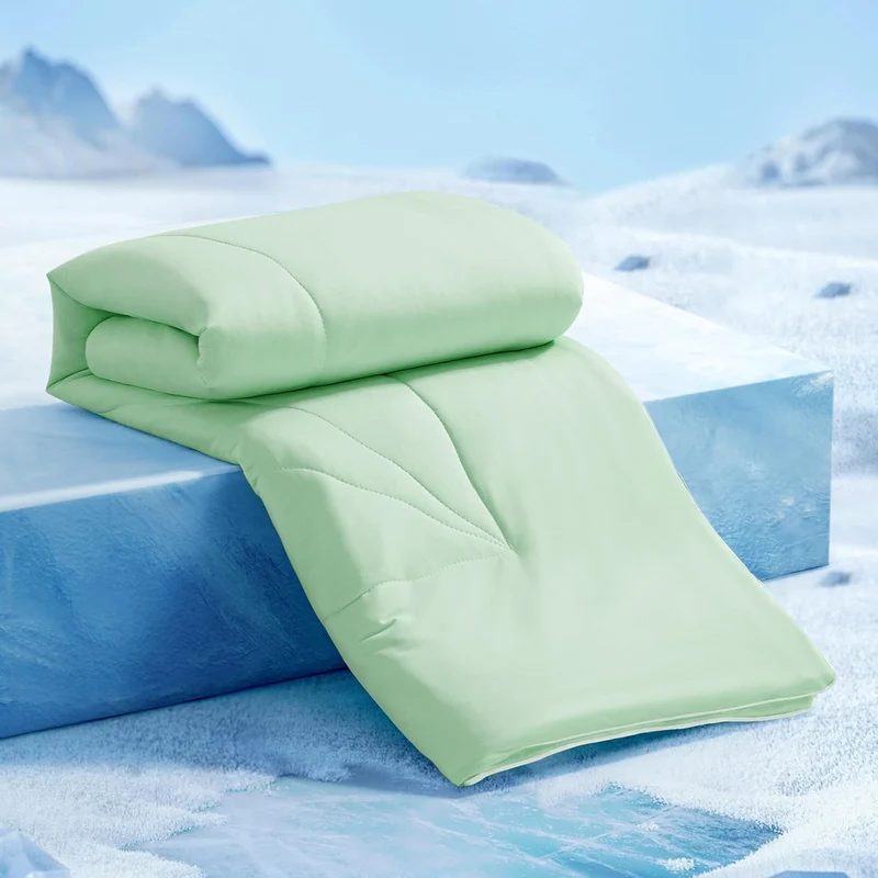Ultra Soft Cloudy 3D Cooling Comforter Arc-chill Extreme Q Max 0.5-Green & Beige