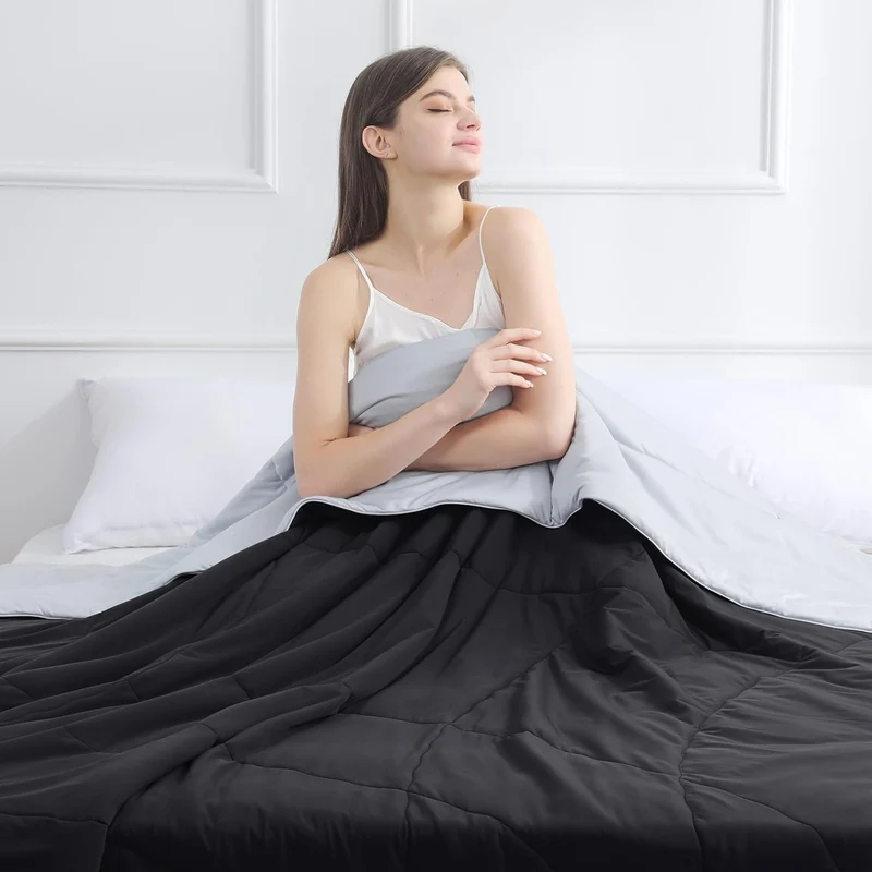 Ultra Soft Cloudy 3D Cooling Comforter Arc-chill Extreme Q Max 0.5-Black & Gray