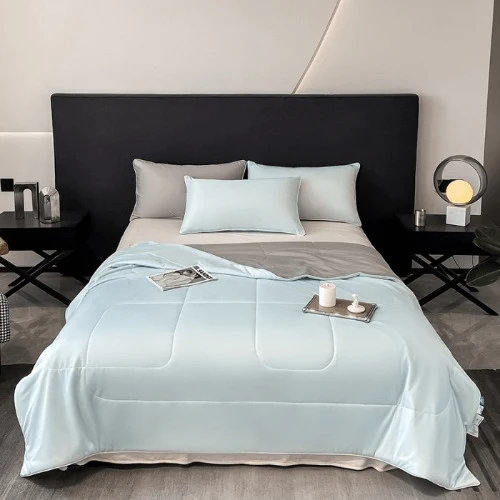 Elegear Double-Faced Two-Hue Ring-Stitched Cooling Comforter