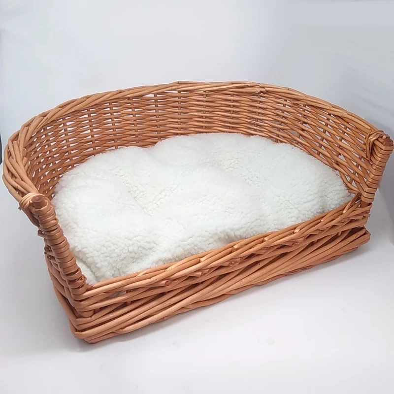 CUCCIA IN VIMINI CON CUSCINO