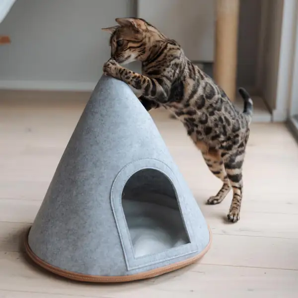 Cuccia per gatti in felcro Tenda Cone CanadianCat