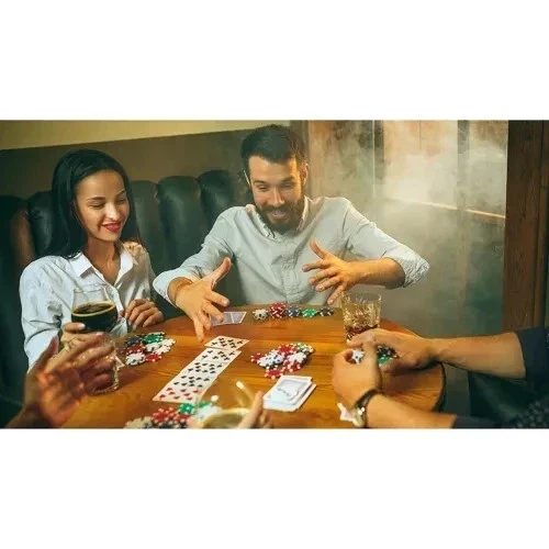 Poker - set da 300 fiches in una valigetta