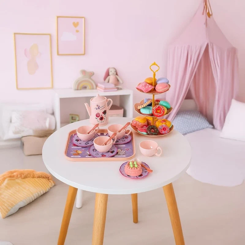 Tea party perfetto per piccole padrone: il servizio da tè Kruzzel in valigetta