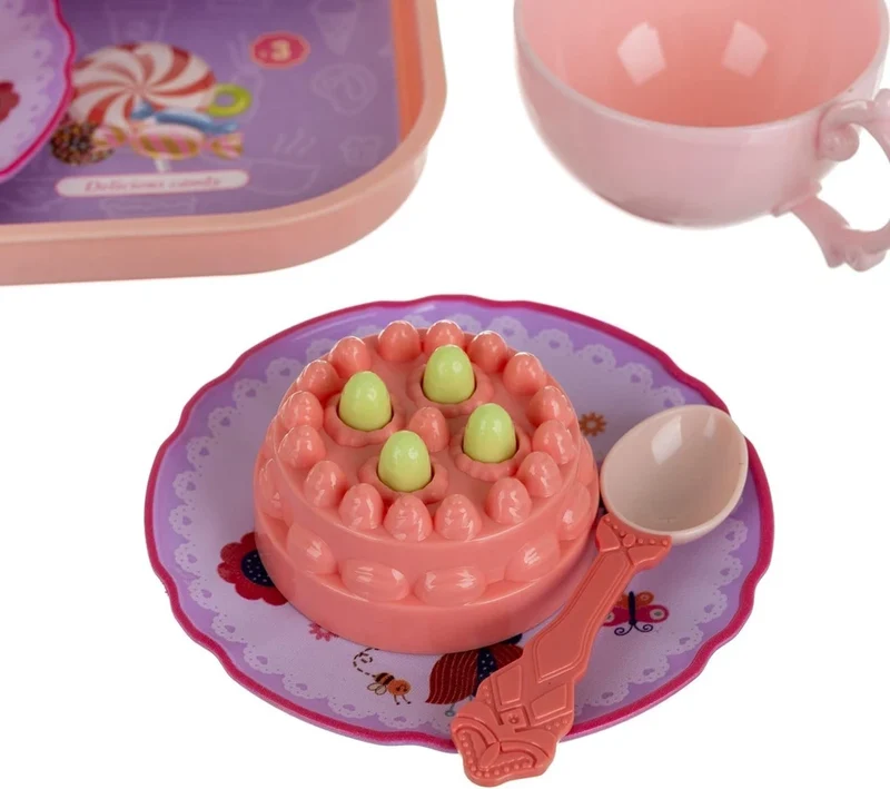 Tea party perfetto per piccole padrone: il servizio da tè Kruzzel in valigetta