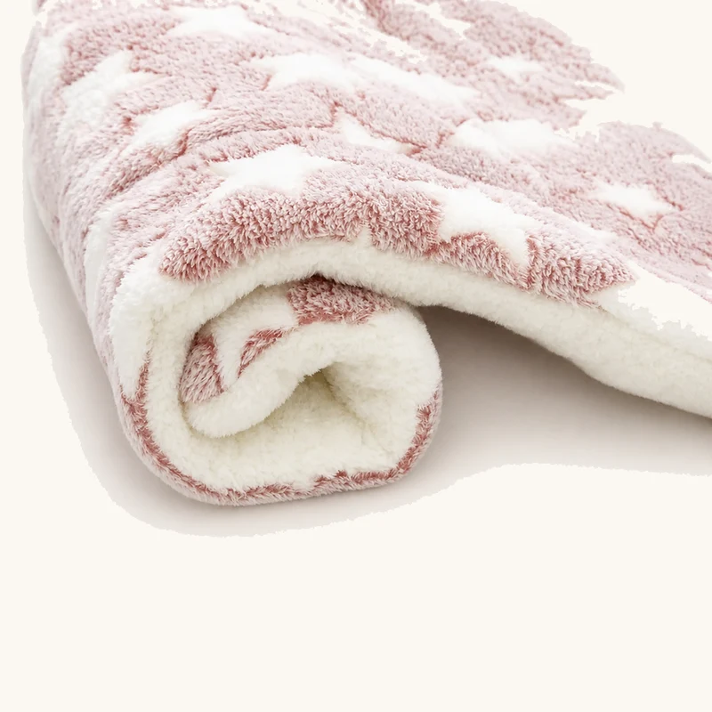 Cozy & Washable Pet Training & Sleeping Pad