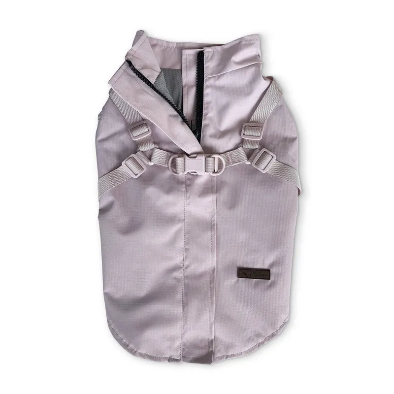Imperméable avec harnais intégré
