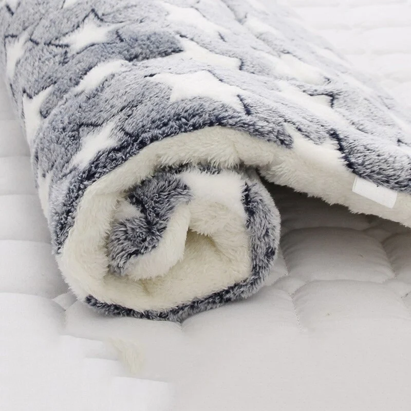 Dog Blanket Soft Plush Cozy Pet Throw Soft Blanket