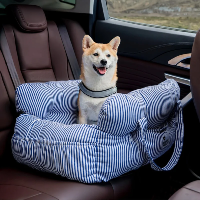 Cuccia Auto per Cani con Fodera Lavabile e Cinture Regolabili
