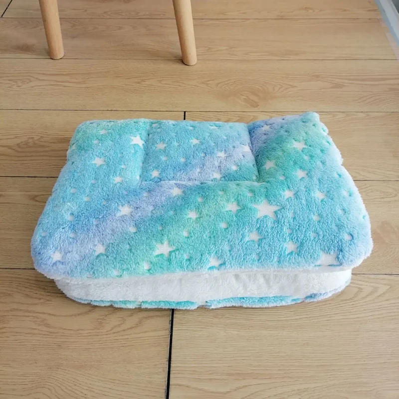 Fleece Dog Blanket Machine Washable Pet Bed Mat Soft and Warm Cat & Dog Cage Sleep Mat for Kennel Crate Cushion for Large Dogs