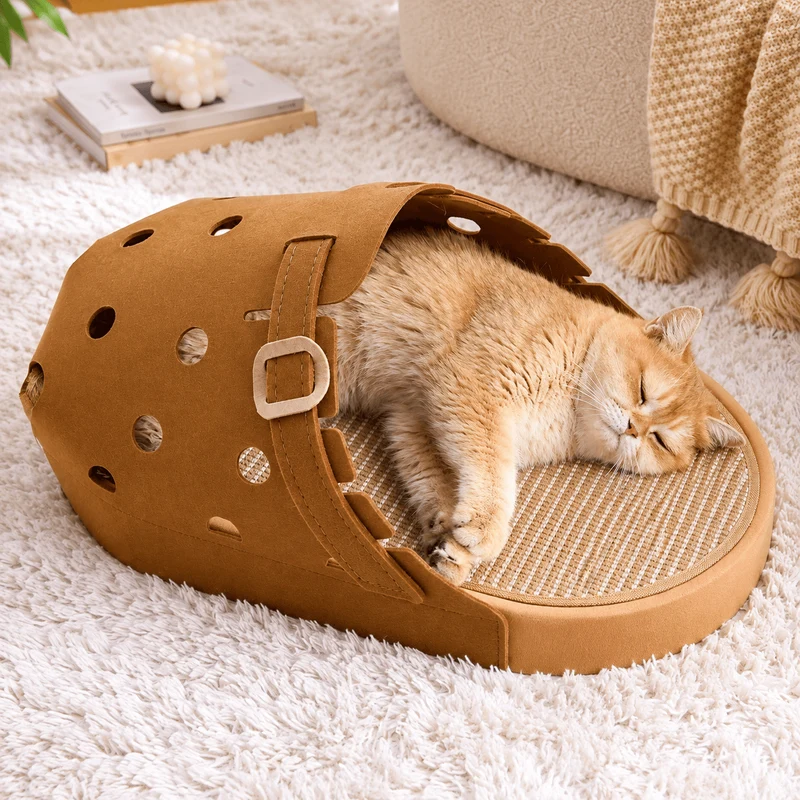 Clog-Shaped Cat Bed – Felt Cat Cave with Jute Scratching Mat