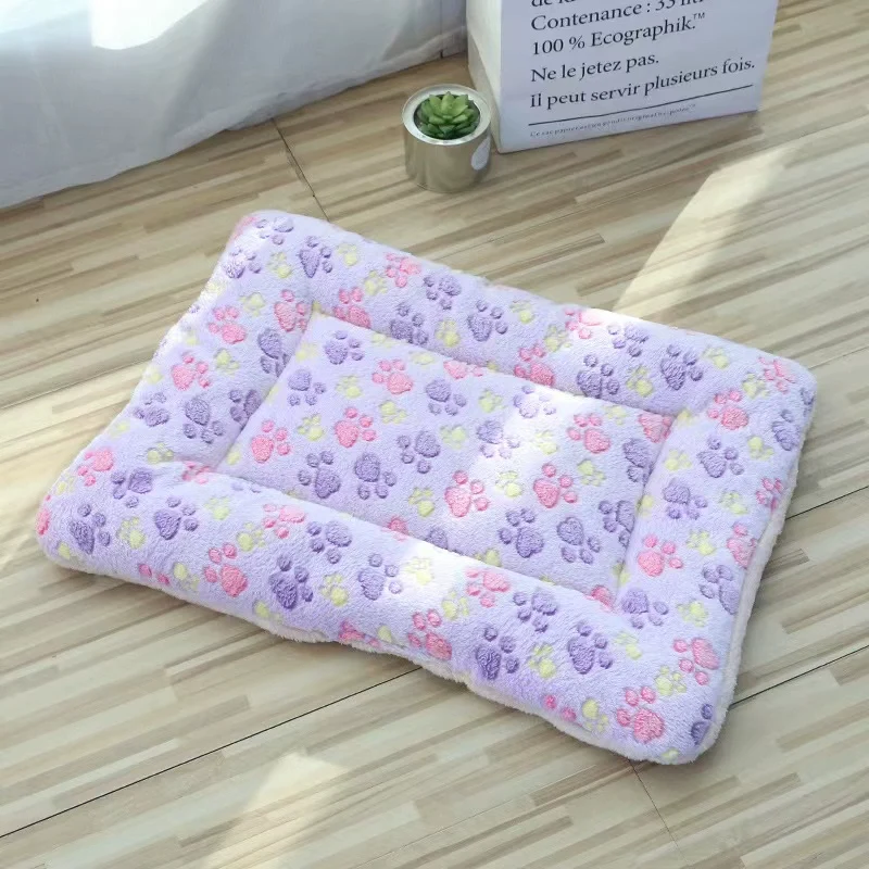 Cat Pad Dog Mat Sleep Autumn and Winter Heattech Doghouse Cathouse Pet Mattresses Cat Heattech Blanket Small Quilt