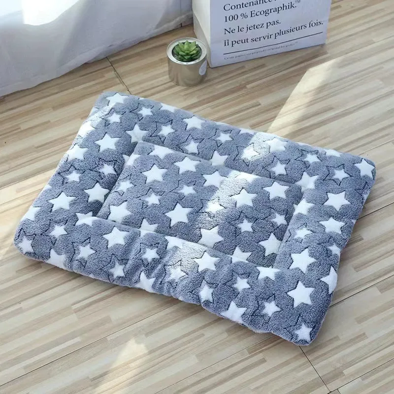 Cat Pad Dog Mat Sleep Autumn and Winter Heattech Doghouse Cathouse Pet Mattresses Cat Heattech Blanket Small Quilt