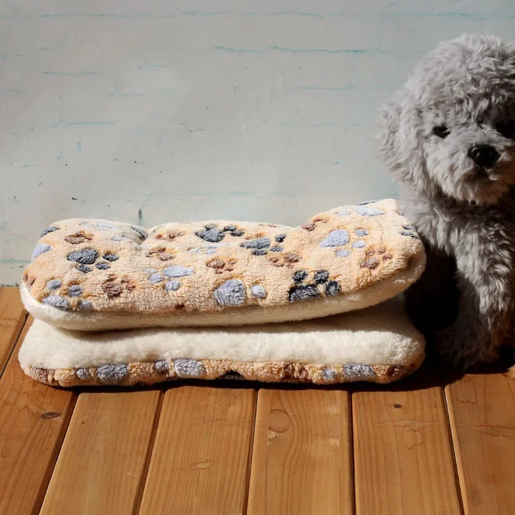 Flannel Pet Mat Dog Bed Cat Bed Thicken Sleeping Mat Dog Blanket Mat For Puppy Kitten Pet Dog Bed for Small Large Dogs Pet Rug