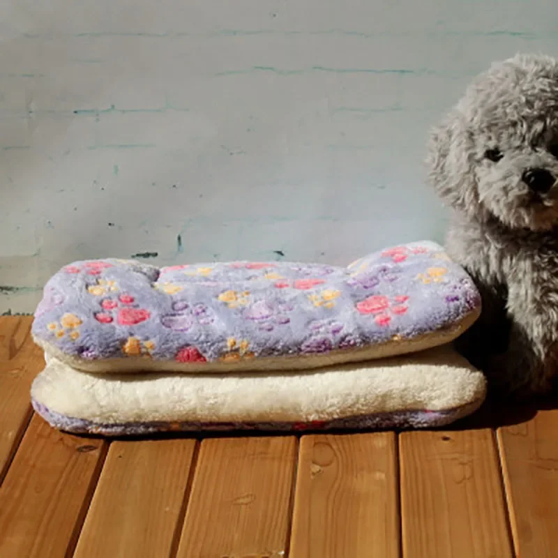 Flannel Pet Mat Dog Bed Cat Bed Thicken Sleeping Mat Dog Blanket Mat For Puppy Kitten Pet Dog Bed for Small Large Dogs Pet Rug