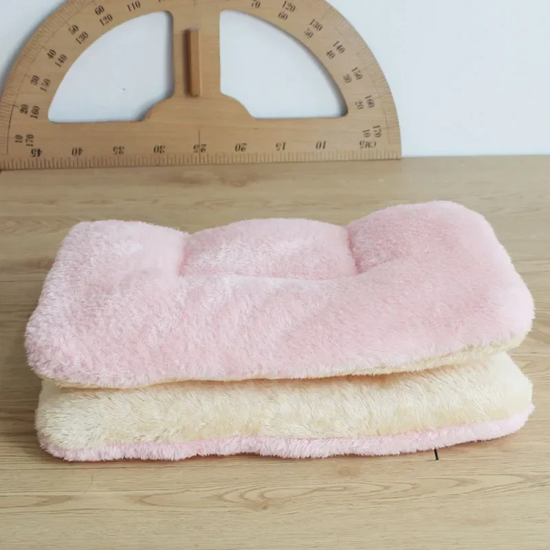 Flannel Pet Mat Dog Bed Cat Bed Thicken Sleeping Mat Dog Blanket Mat For Puppy Kitten Pet Dog Bed for Small Large Dogs Pet Rug