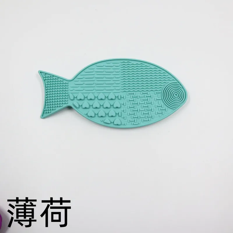Pet Products Mat For Dogs Cats Slow Food Bowls With Suction Cup Feeding Food Silicone Lick Pad Dog Slow Feeders Treat Dispensing