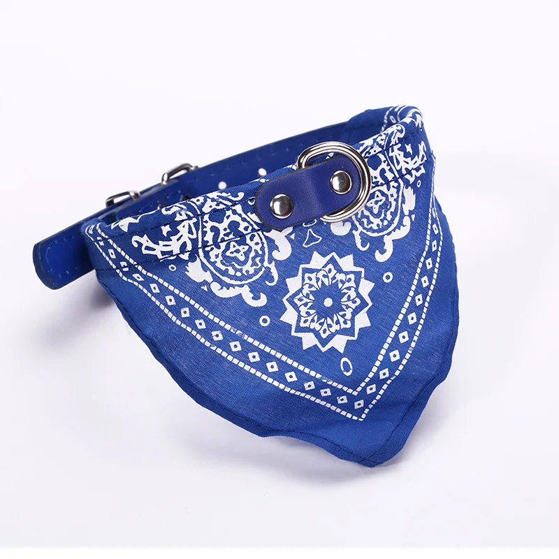2023 New Fahsion Small Dog Scarf Adjustable Pet Cat Collars Scarf Neckerchief Necklace Trigon Pet Accessories Dog Items Perros