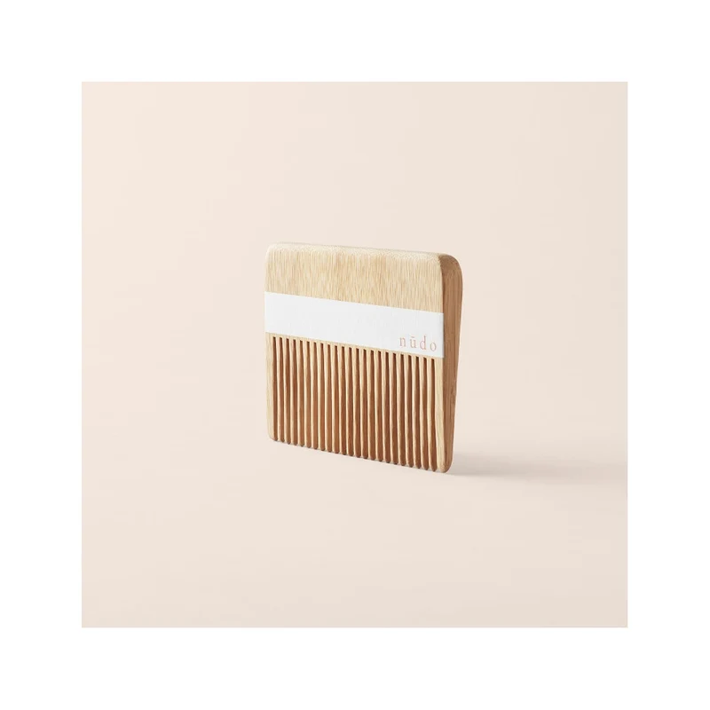 Nudo Kit Bamboo Essentials Cotton Fioc + Spazzolino Denti + Pettine + Spazzola Unghie + Shopper In Cotone