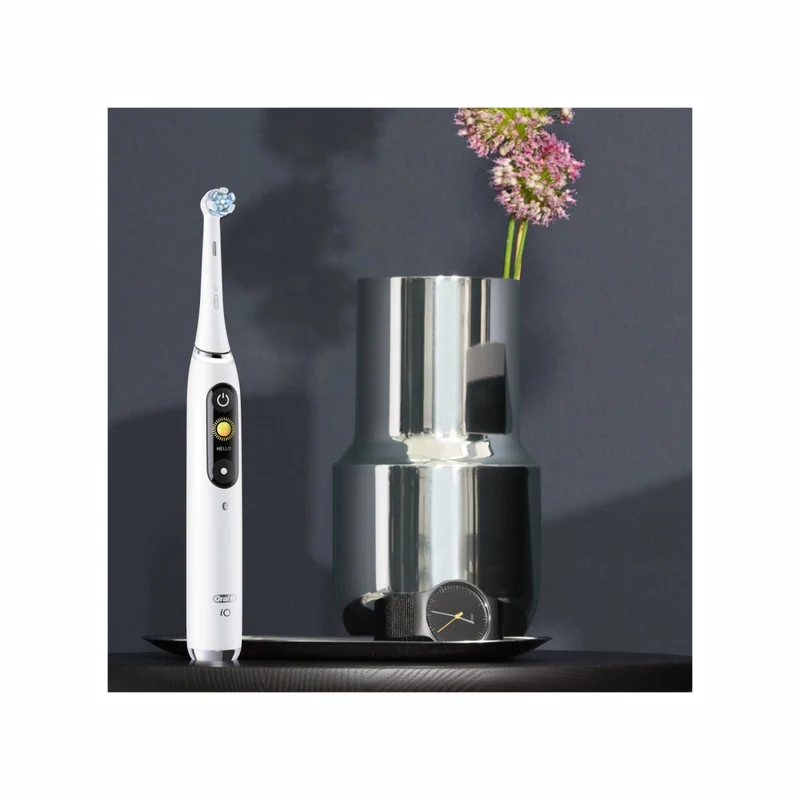 Oral-B Spazzolino Elettrico Ricaricabile iO 9S Bianco, 2 Testine, 1 Custodia Da Viaggio Ricaricabile, 1 Spazzolino