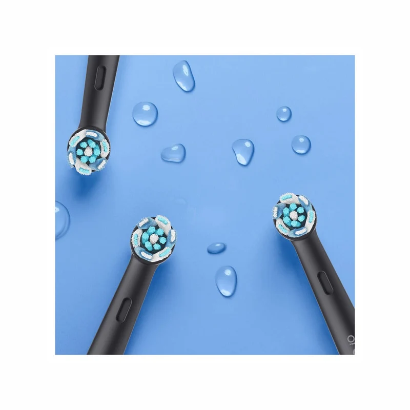 Oral-B Spazzolino Elettrico Ricaricabile iO 7S Nero, 2 Testine, 1 Custodia Da Viaggio, 1 Spazzolino