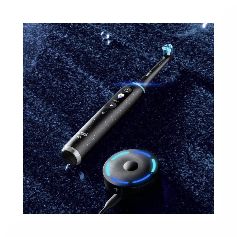 Oral-B Spazzolino Elettrico iO 10 Nero + 1 Testina + 1 Custodia + 1 Caricatore