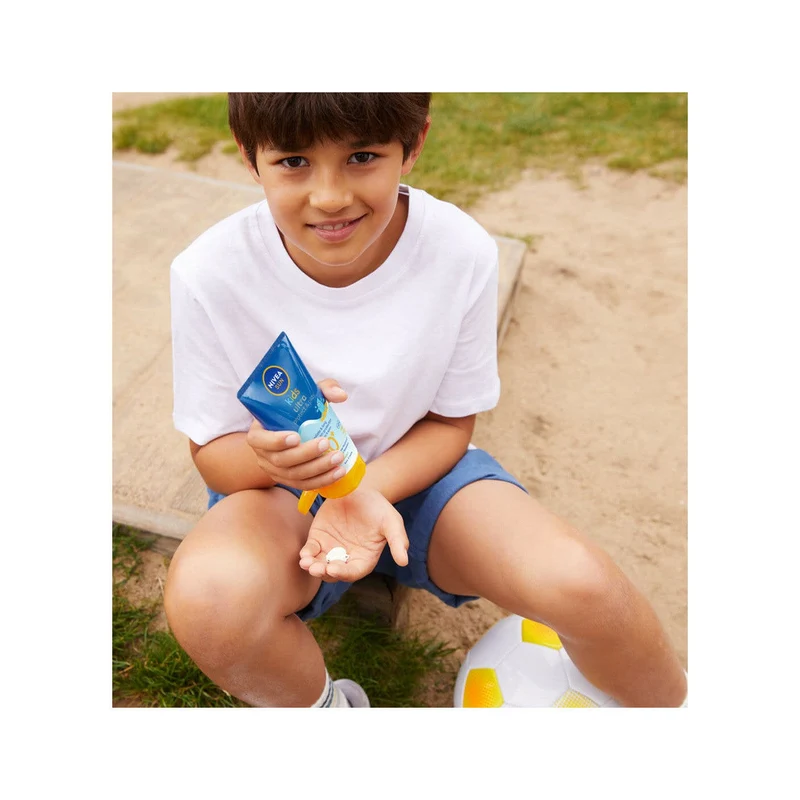 Nivea Sun Latte Solare Kids Ultra Protect & Play Fp50+ Crema Solare Bambini Waterproof 150ml