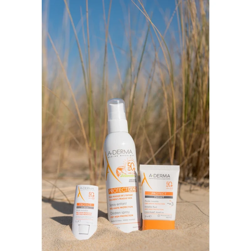 Aderma Protect Pocket Fluido Invisibile Solare Viso 30ml SPF50+