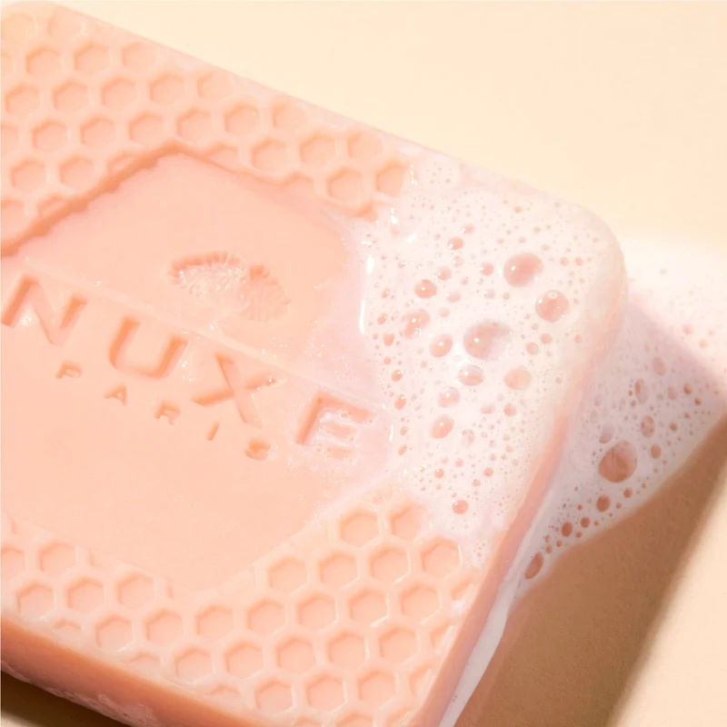 Nuxe Reve De Miel Shampoo Solido Delicato Al Miele 65 gr